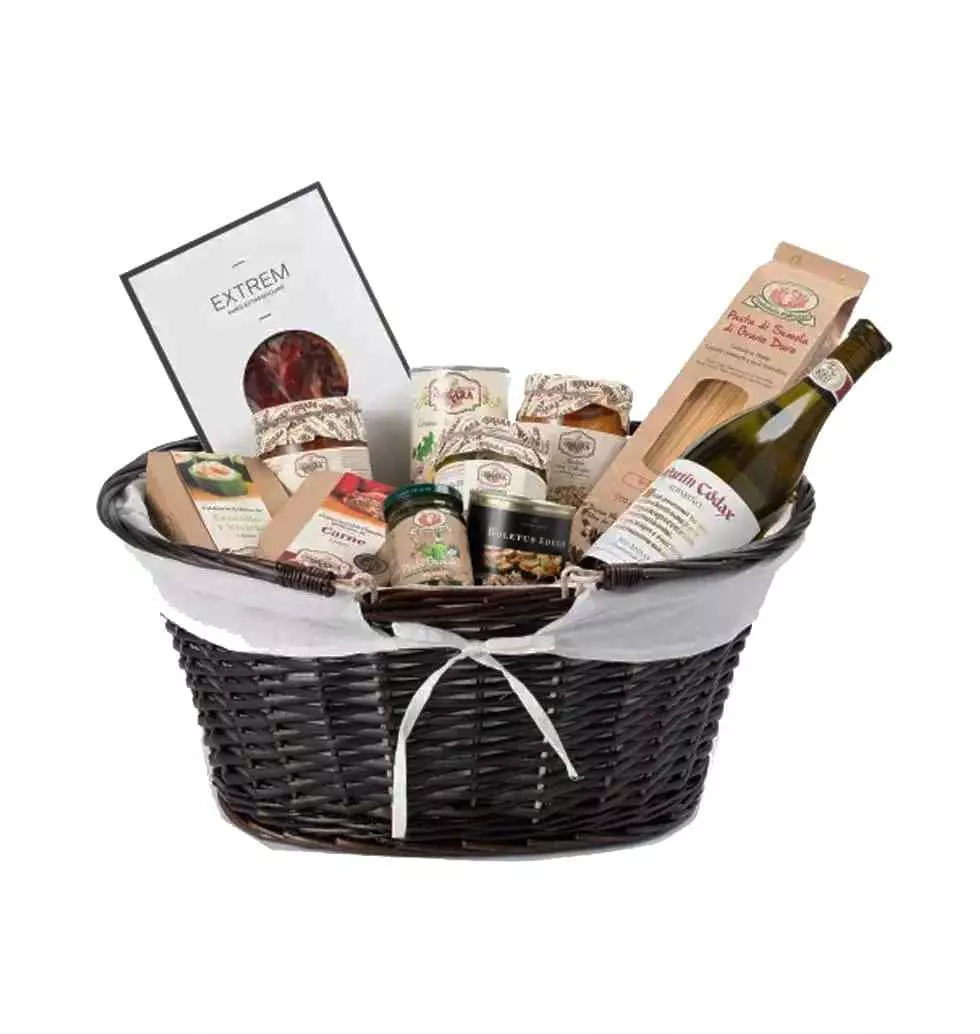 Send Exceptional Gift Baskets To Spain