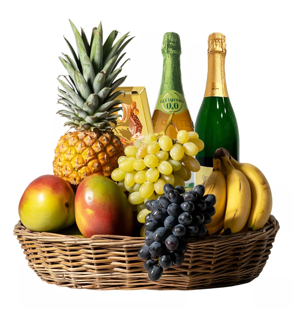 Festive Fruits, Chocolates & Cava Hamper